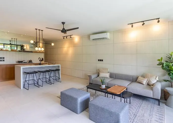 Canggu, 2br Modern With Rice Paddy View Villa