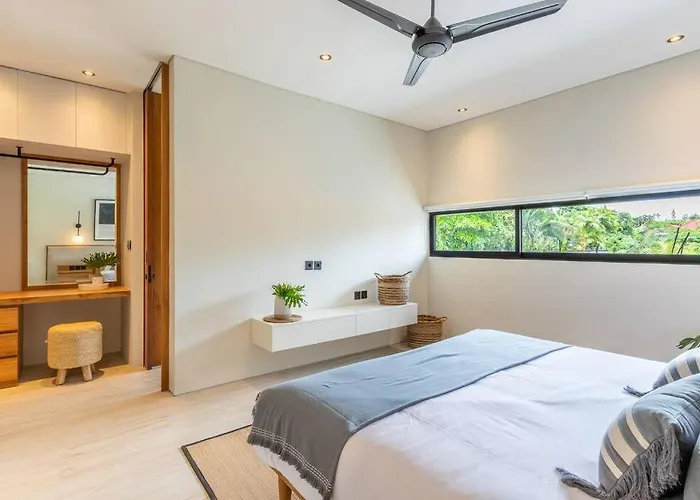 Canggu, 2br Modern With Rice Paddy View Villa *