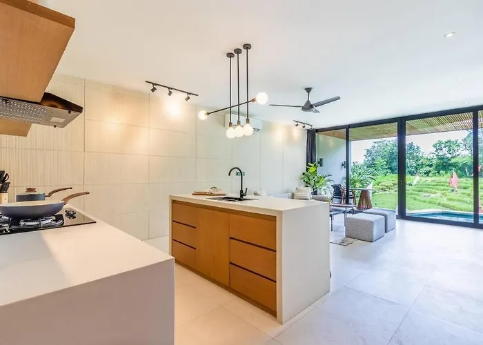 Villa Canggu, 2br Modern With Rice Paddy View